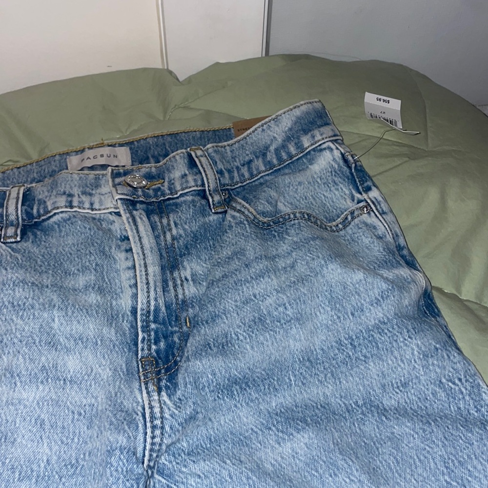 Brand new with tags stretch 90s straight leg jeans from Pacsun - Picture 1 of 3